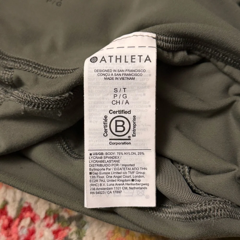 Athleta Women’s Moss Green Salutation Jogger Pants Size Small Tall ST Long - Picture 6 of 7